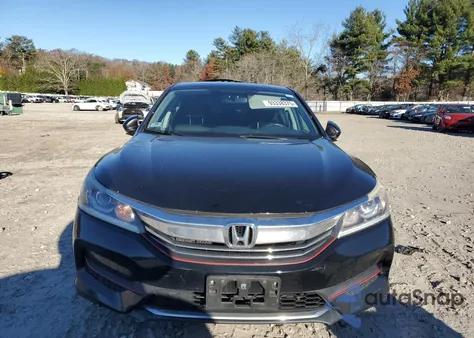 2016 Honda Accord Lx z USA, uszkodzony, nr VIN 1HGCR2F3XGA030421